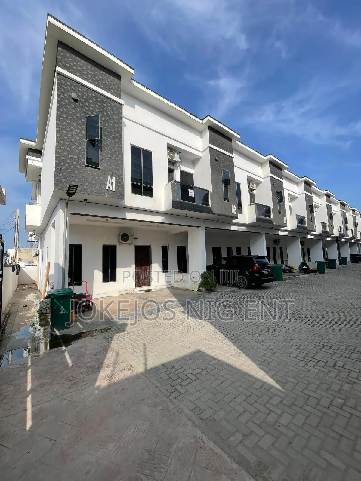 4bdrm Townhouse/Terrace in Orchid Road, Chevron for Sale