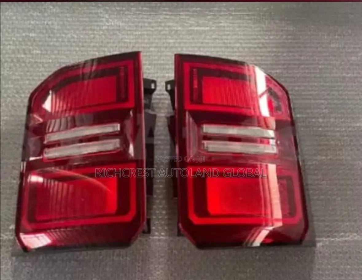 Toyota Landcruiser Prado 2024/2025 Tail Lights