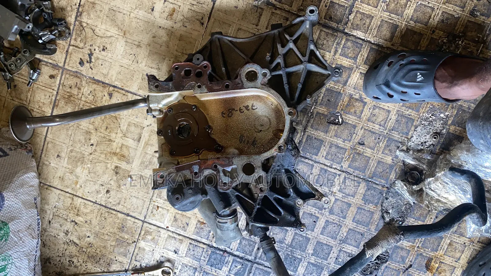Jeep Wrangler 3.8 Liter Oil Pump Complete With Front Casing 