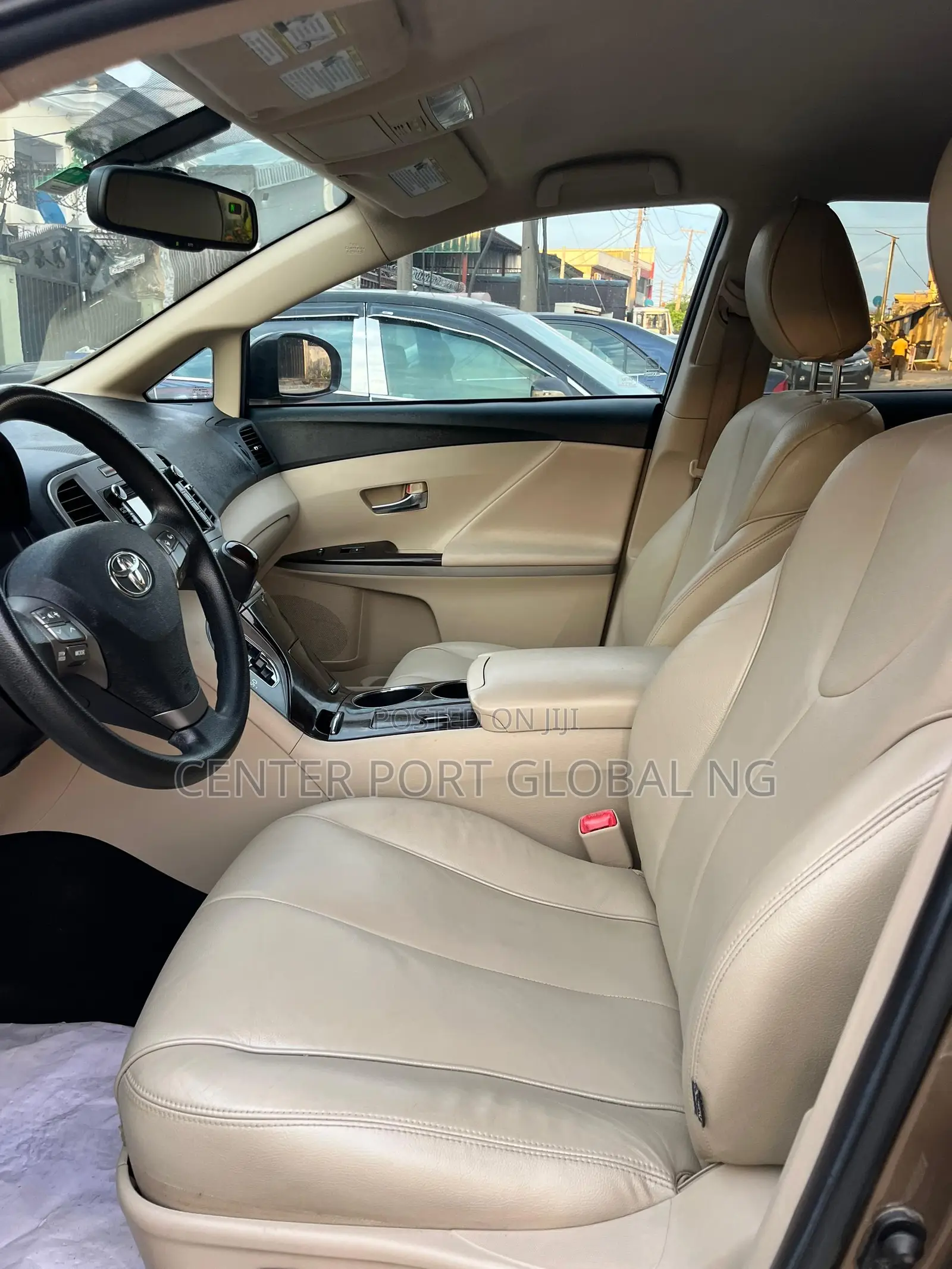 Toyota Venza V6 AWD 2011 Brown