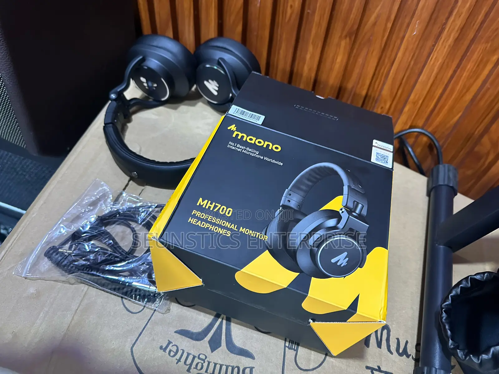Maono Mh700 Professional Headphone