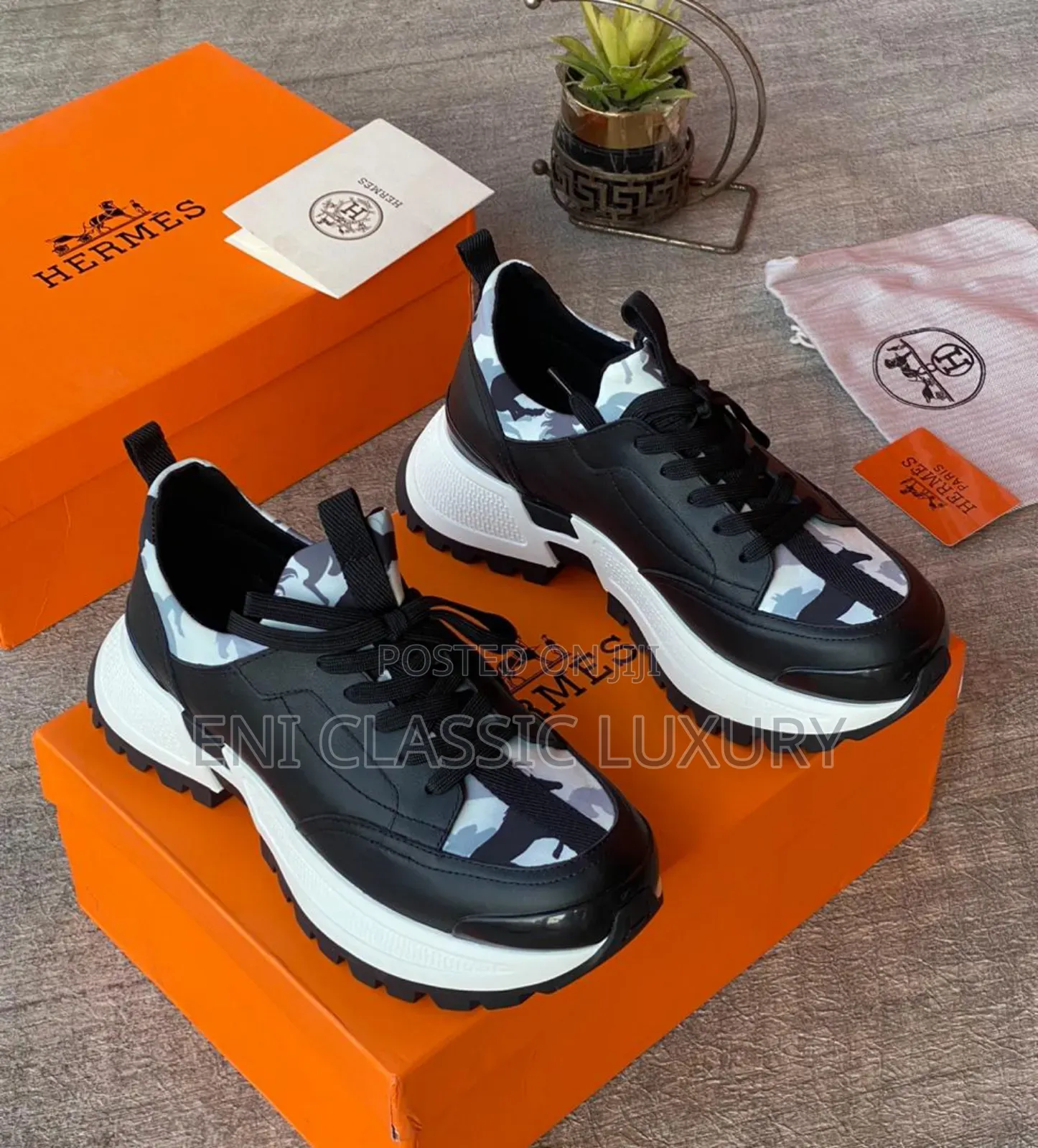 Pure Quality Luxury Men's Sneakers Hermes Well Banded Package
