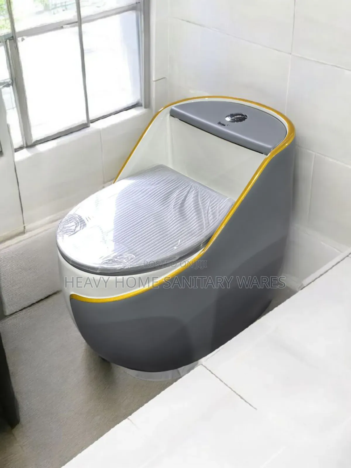 Big Luxury Married Water Closet 013