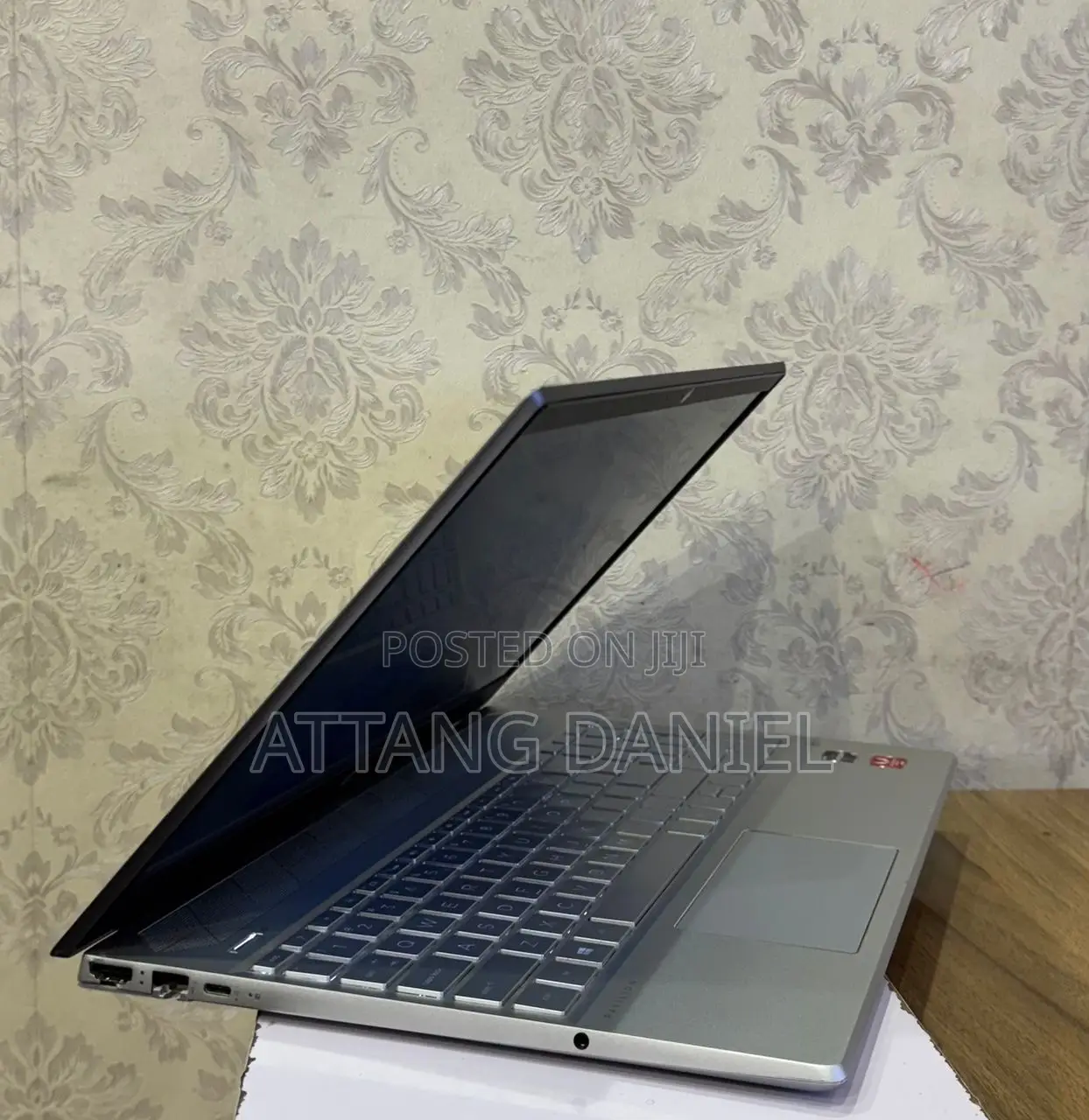 Laptop HP 15-Ra003nia 16GB AMD Ryzen 5 SSD 512GB