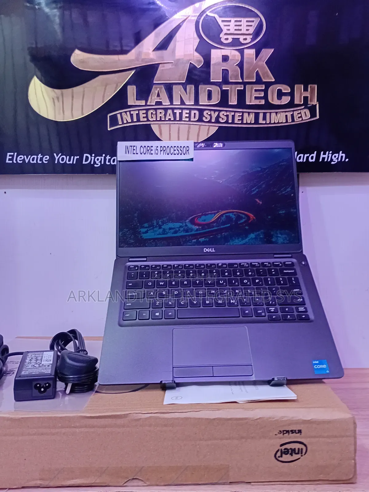 New Laptop Dell Latitude 5289 16GB Intel Core I5 SSD 512GB