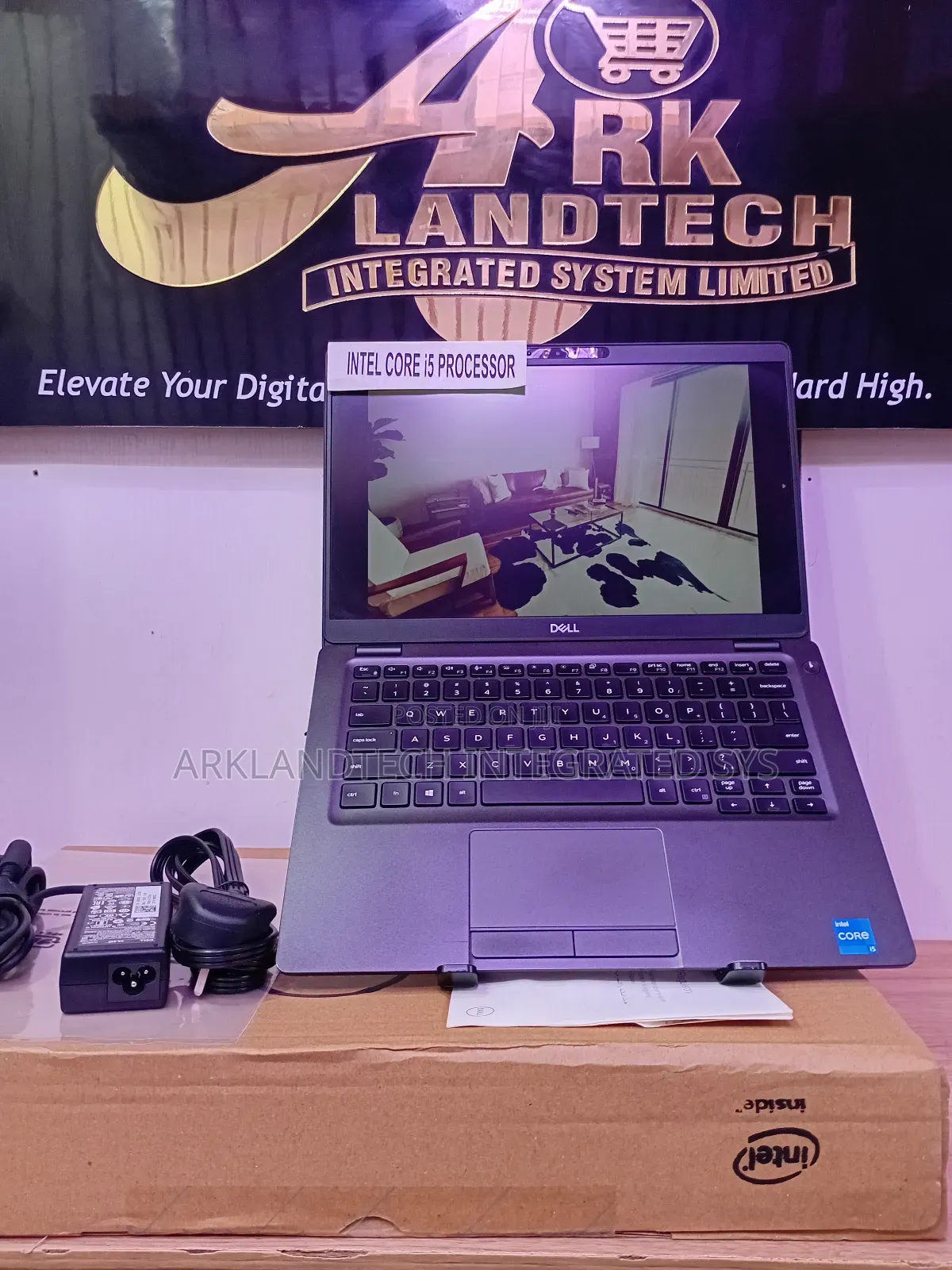 New Laptop Dell Latitude 5289 16GB Intel Core I5 SSD 512GB