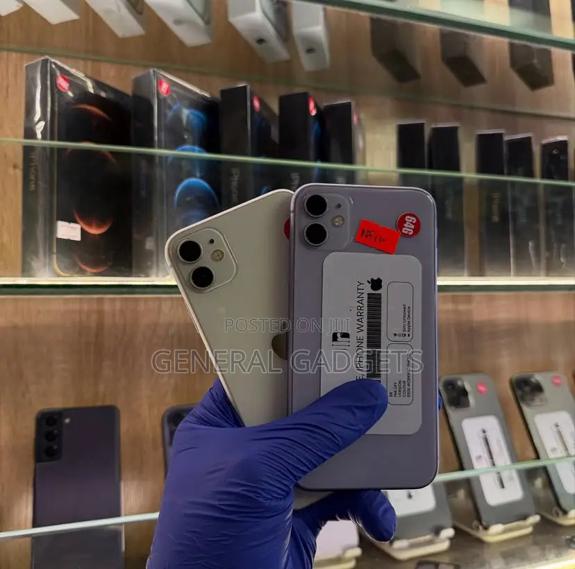 Apple iPhone 11 64 GB Purple