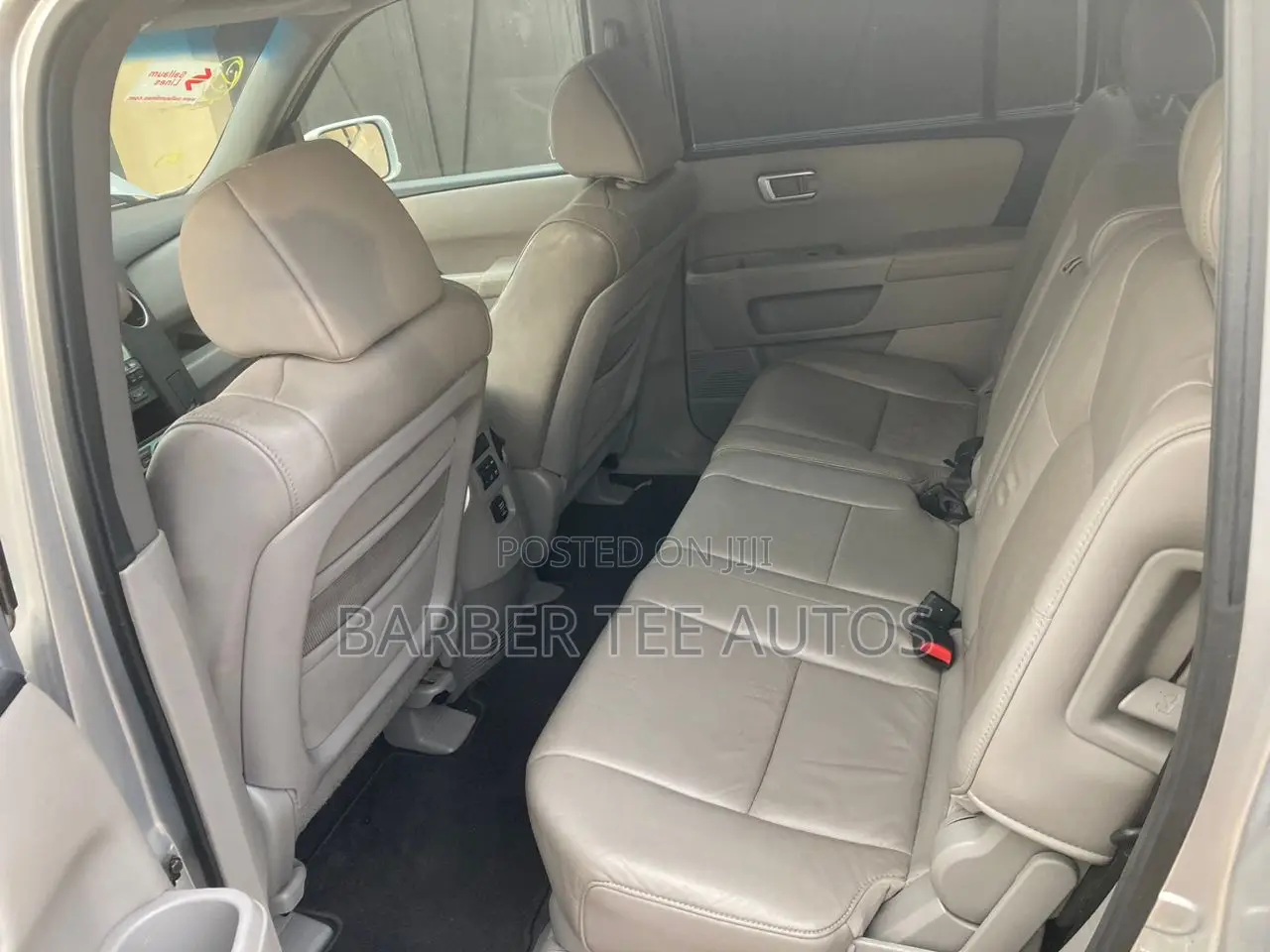 Honda Pilot Touring w/RES/Navi FWD (3.5L 6cyl 5A) 2010 Silver