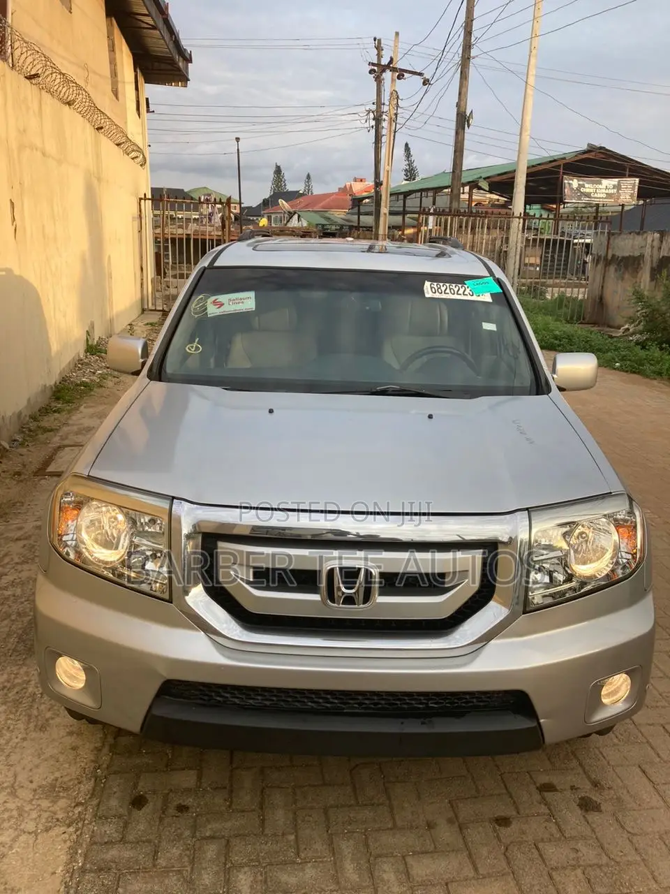 Honda Pilot Touring w/RES/Navi FWD (3.5L 6cyl 5A) 2010 Silver