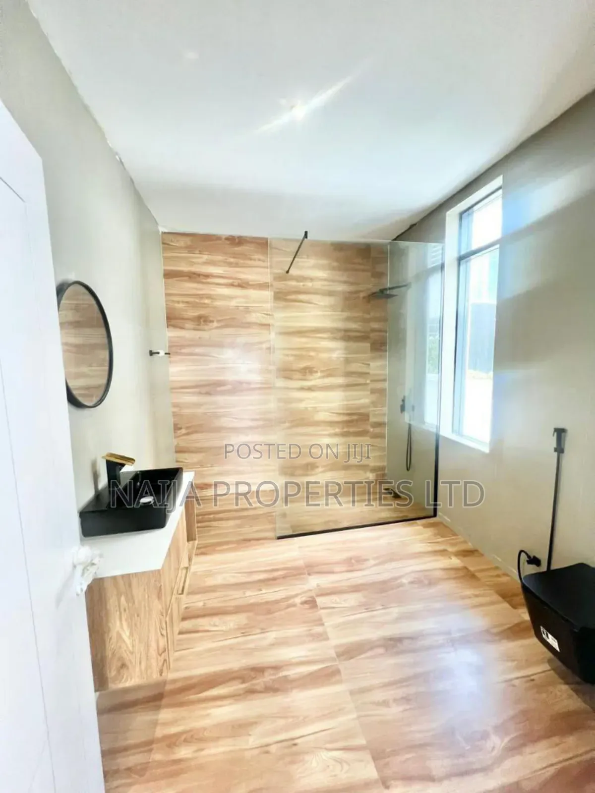 5bdrm Duplex in Royal Garden Estate, Ajah for sale