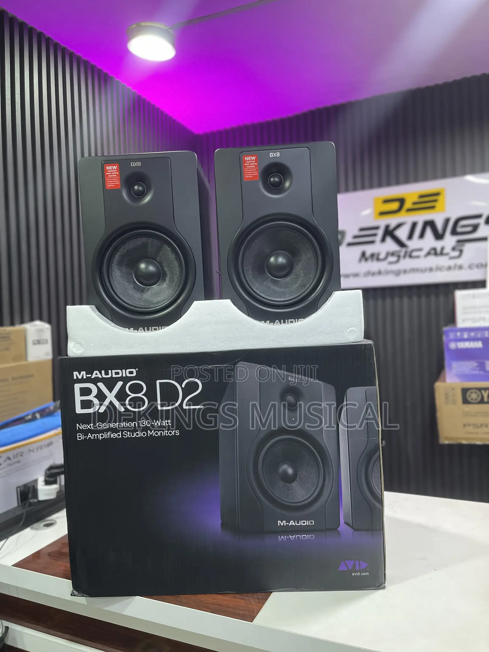 M-Audio Bx8 D2 Next Generation Studio Monitor Speaker 130 Watts Pair
