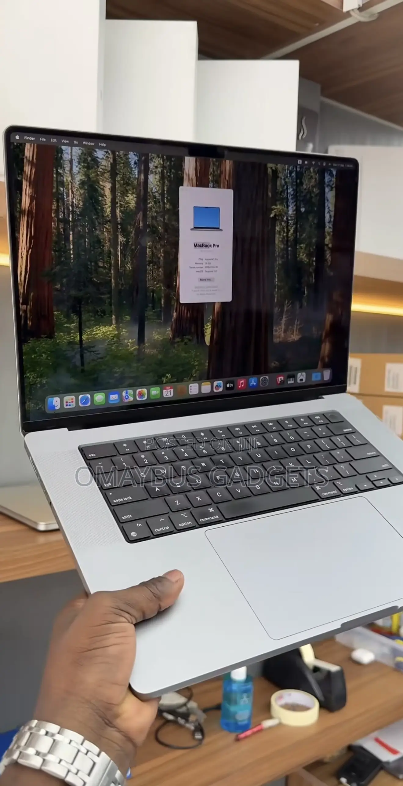 Laptop Apple MacBook Pro 2020 M1 16GB Apple M1 SSD 512GB