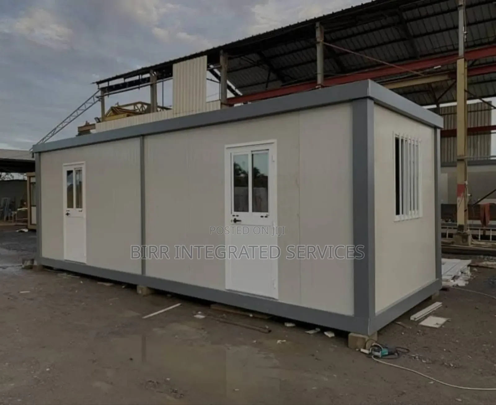 Container Cabin For Accommodation, Fabrication Expert