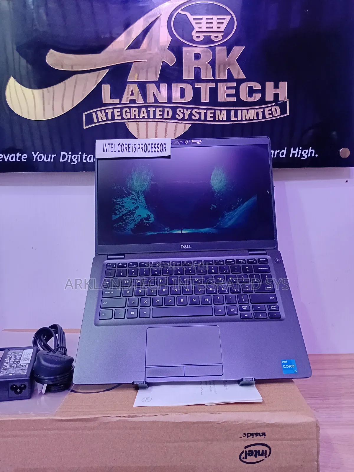 New Laptop Dell Latitude 5290 12GB Intel Core I5 SSD 512GB