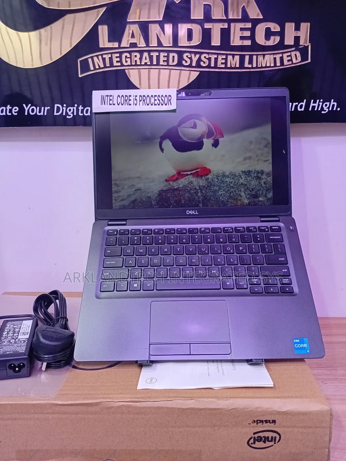 New Laptop Dell Latitude 5300 8GB Intel Core I5 SSD 256GB
