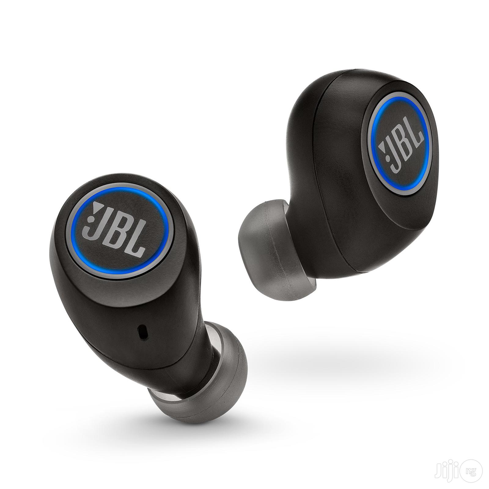 JBL Free Truly Wireless In-ear Headphones