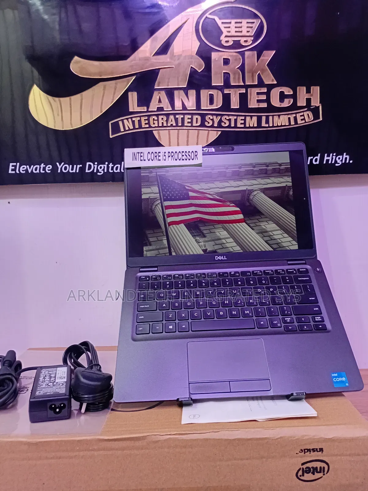 New Laptop Dell Latitude 5310 8GB Intel Core I5 SSD 512GB