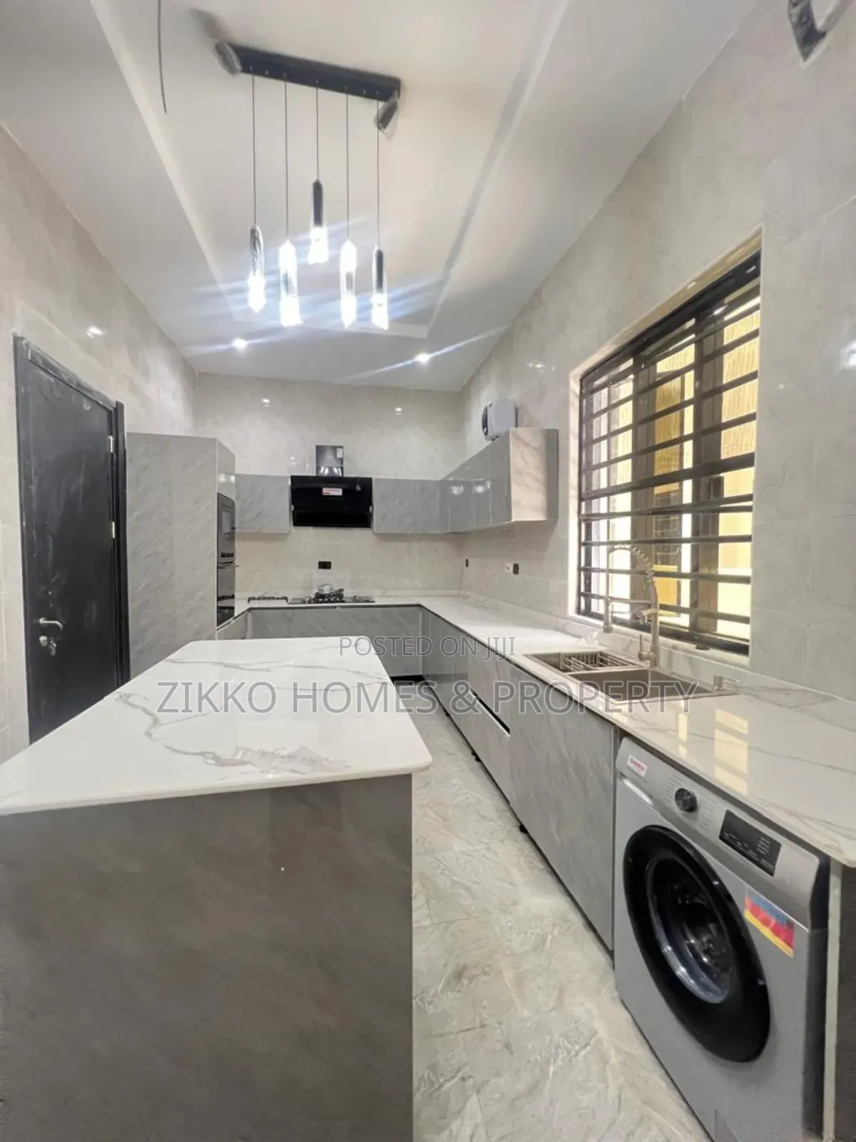 4bdrm Duplex in Orchid Road, Lekki for sale