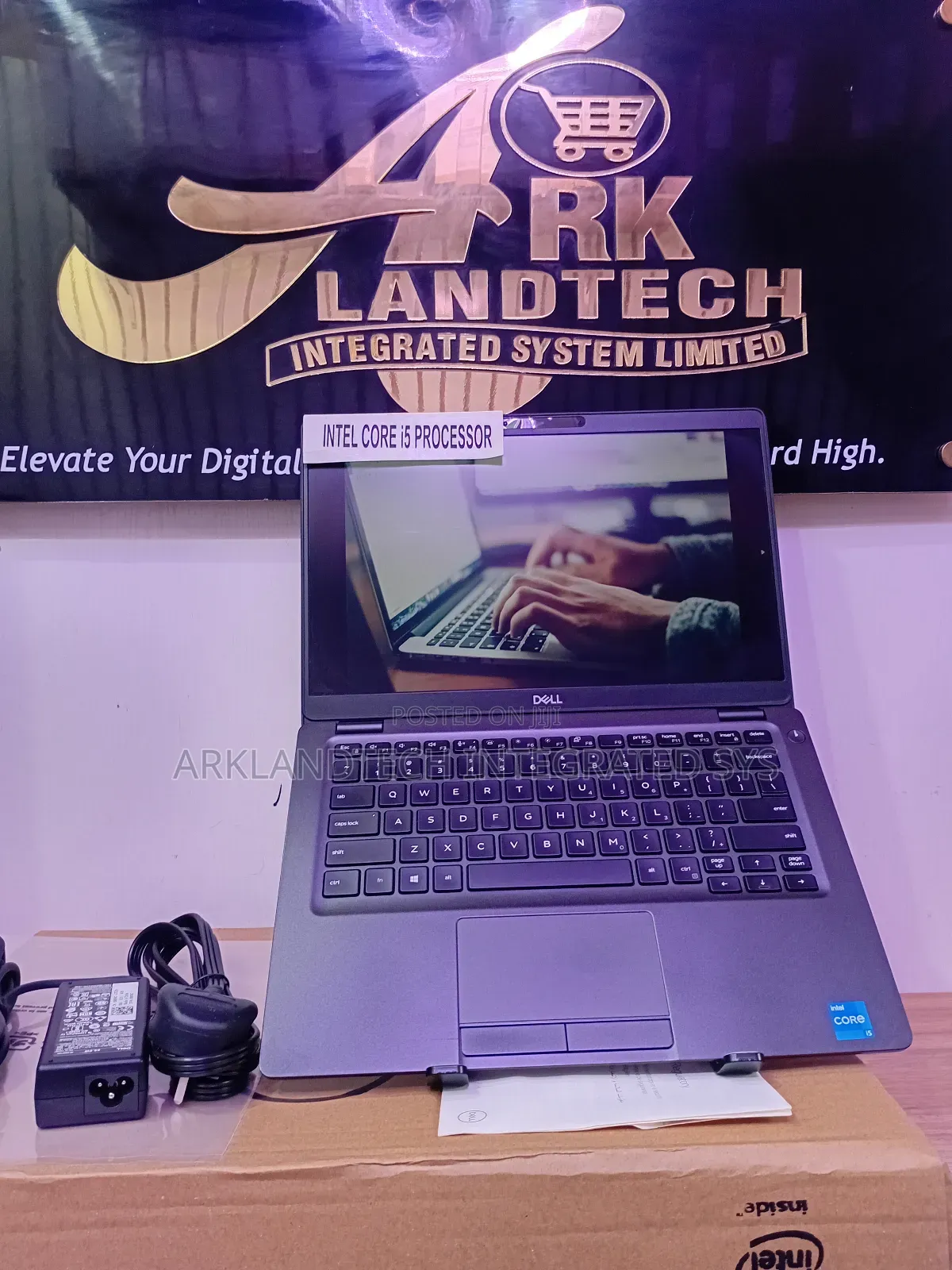 New Laptop Dell Latitude 5310 12GB Intel Core I5 SSD 512GB