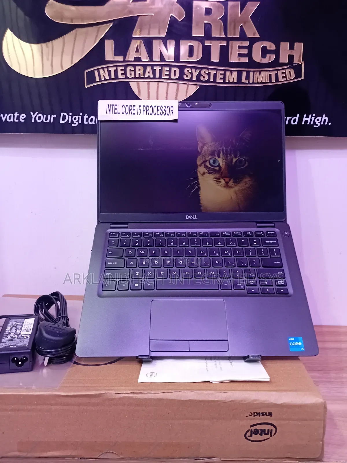 New Laptop Dell Latitude 5330 8GB Intel Core I5 SSD 512GB
