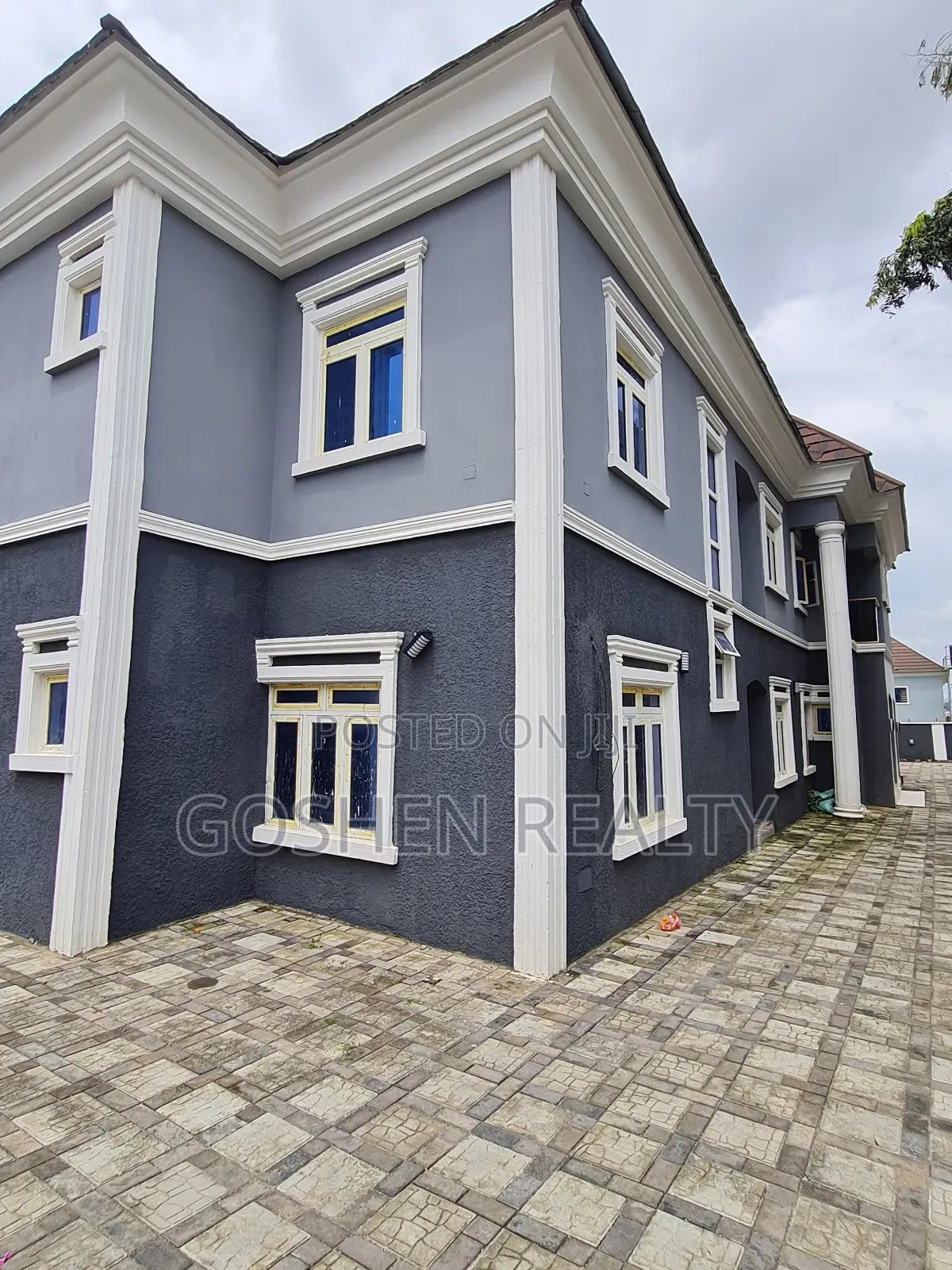 Furnished 6bdrm Duplex in Fo1 Kubwa for rent