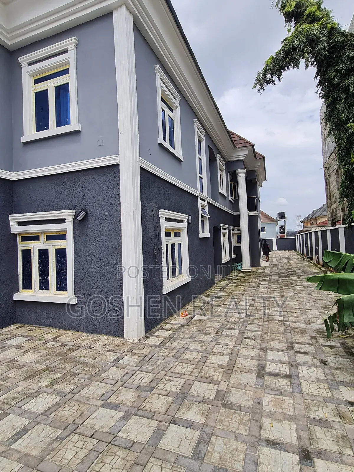 Furnished 6bdrm Duplex in Fo1 Kubwa for rent