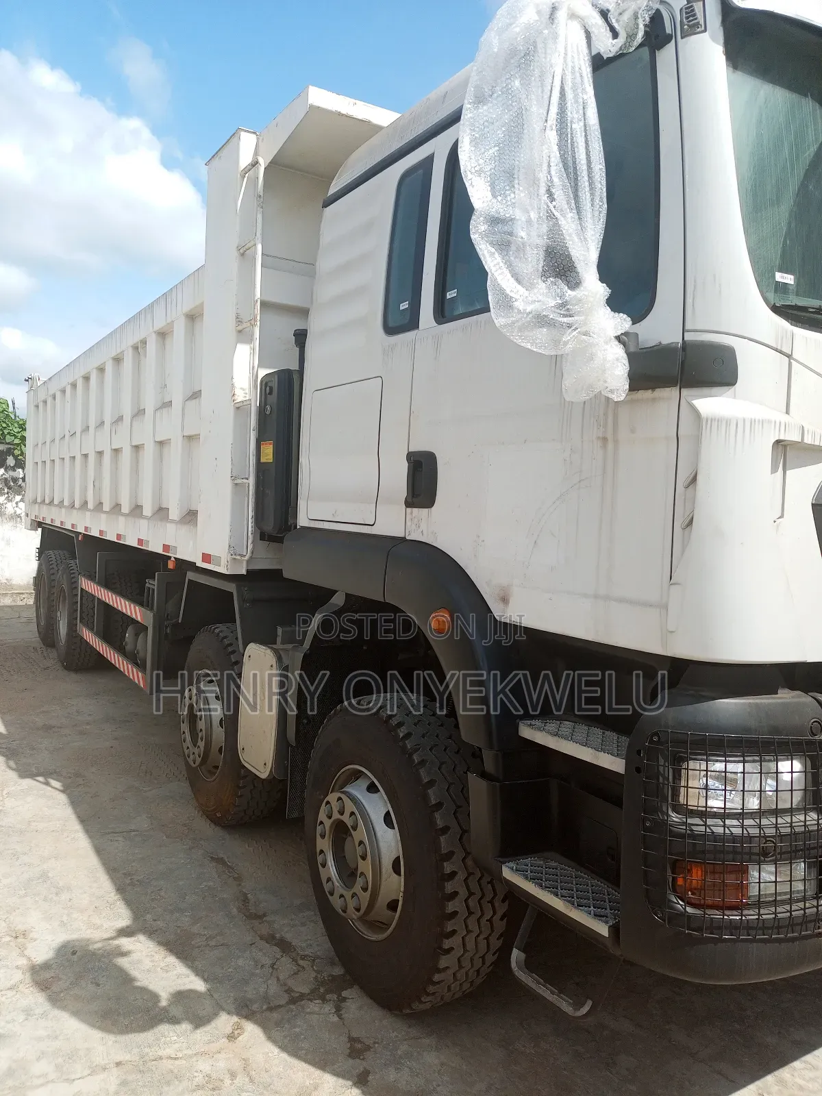 Chinese Trucks and Equipments