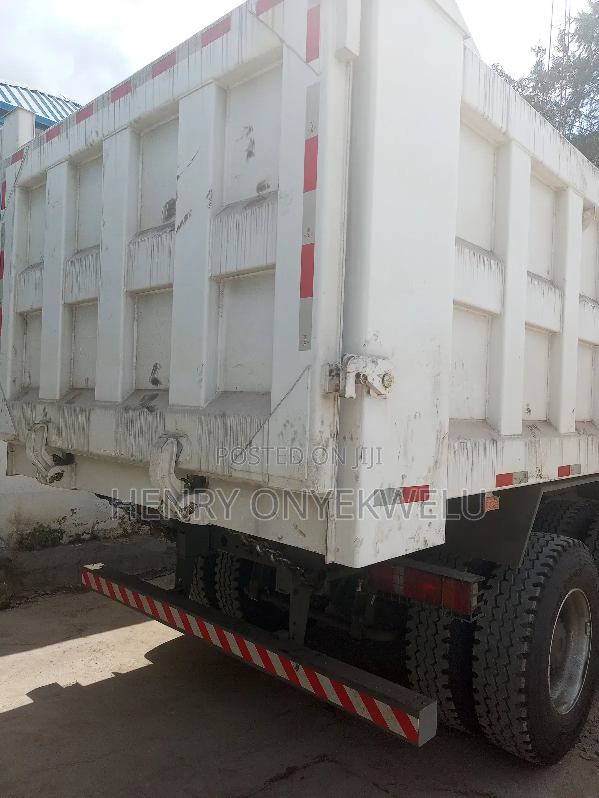 Chinese Trucks and Equipments