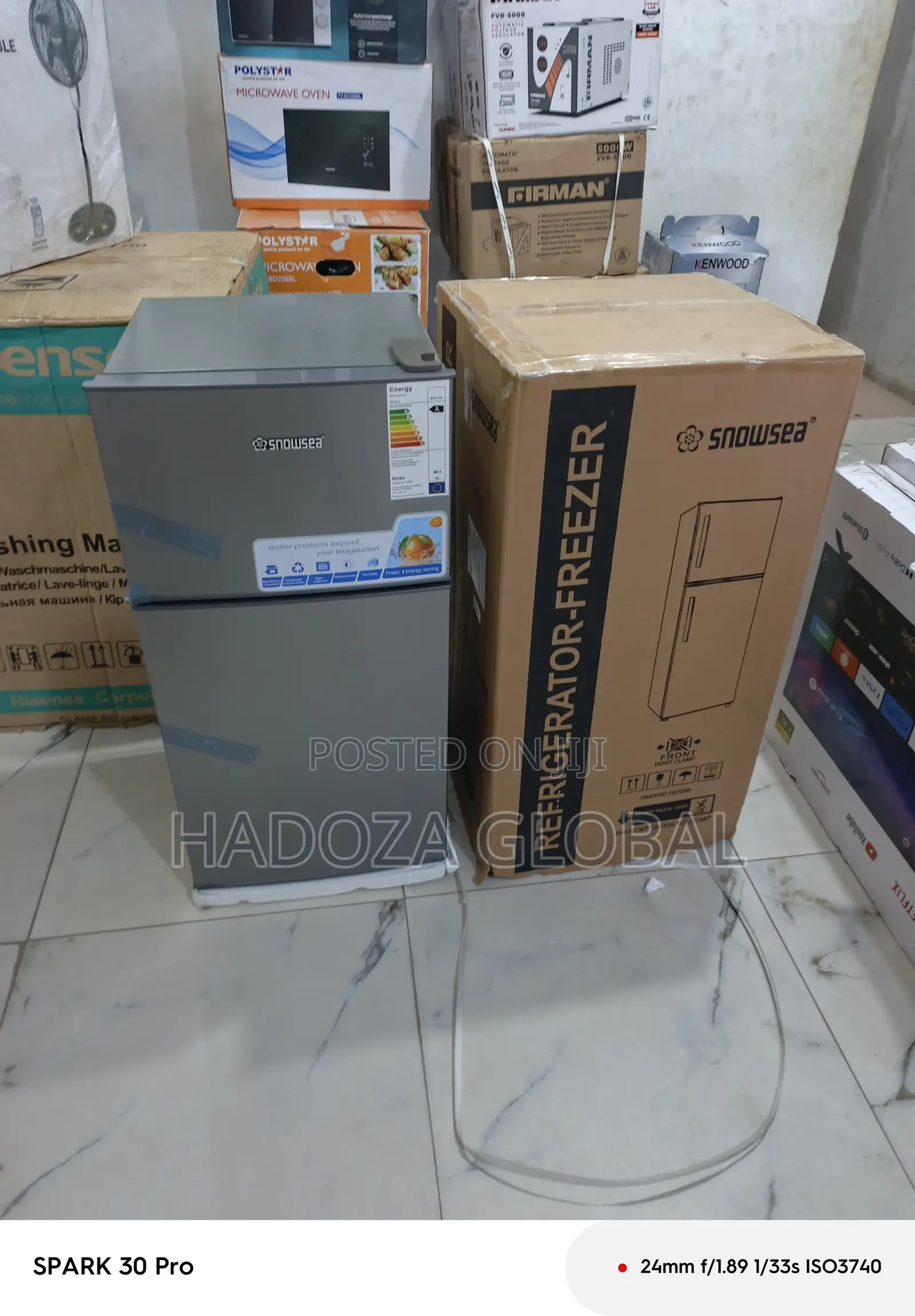 Compact 136l Snowsea Fridge For Daily Use