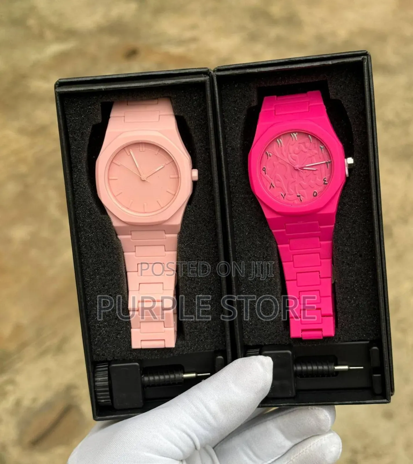 Valenzo Matte Strap Watch in Different Colors