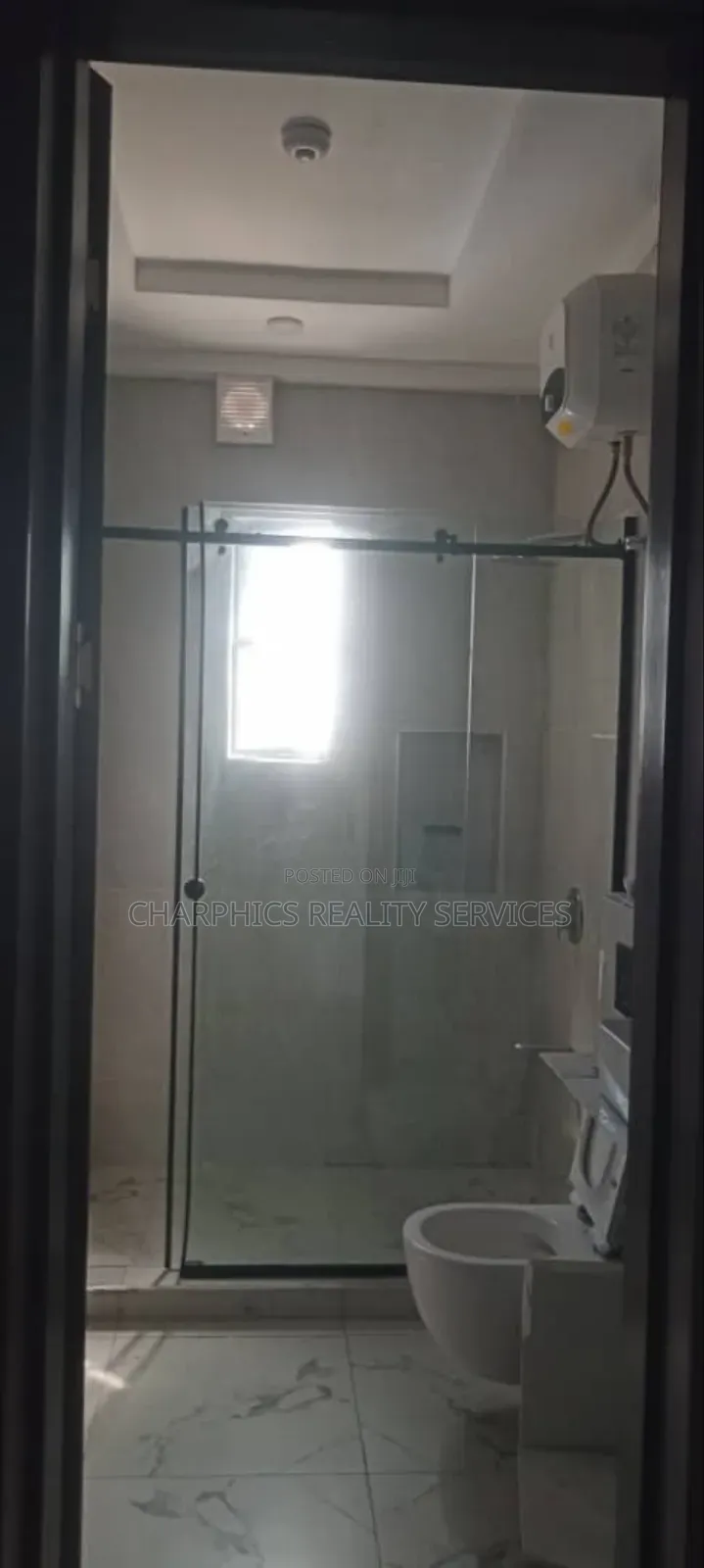 4bdrm Duplex in Surulere for sale