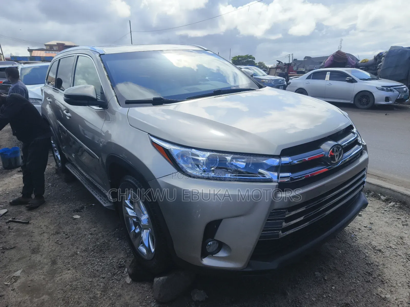 Toyota Highlander Limited 4dr SUV AWD (3.5L 6cyl 6A) 2015 Gold