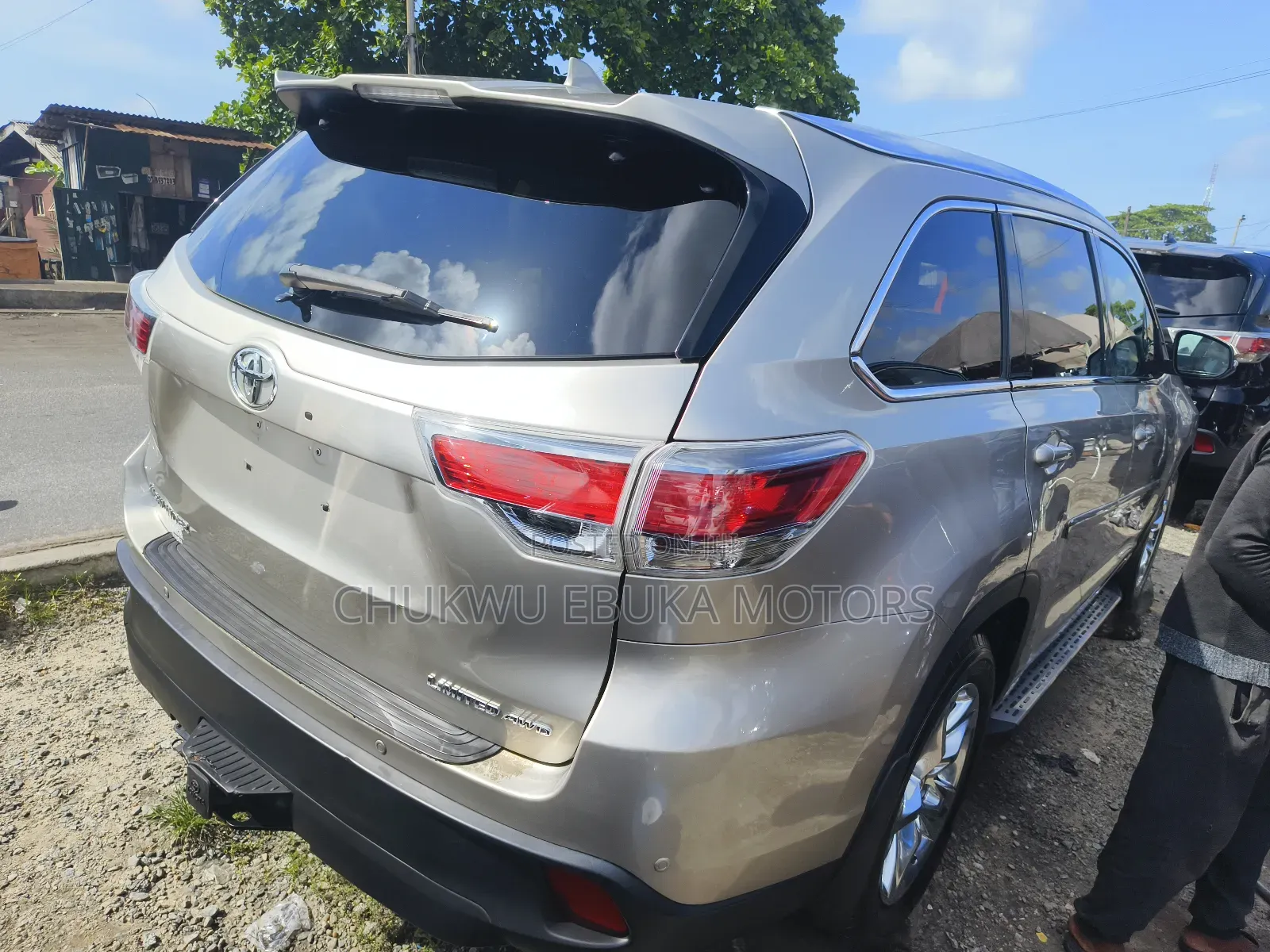 Toyota Highlander Limited 4dr SUV AWD (3.5L 6cyl 6A) 2015 Gold
