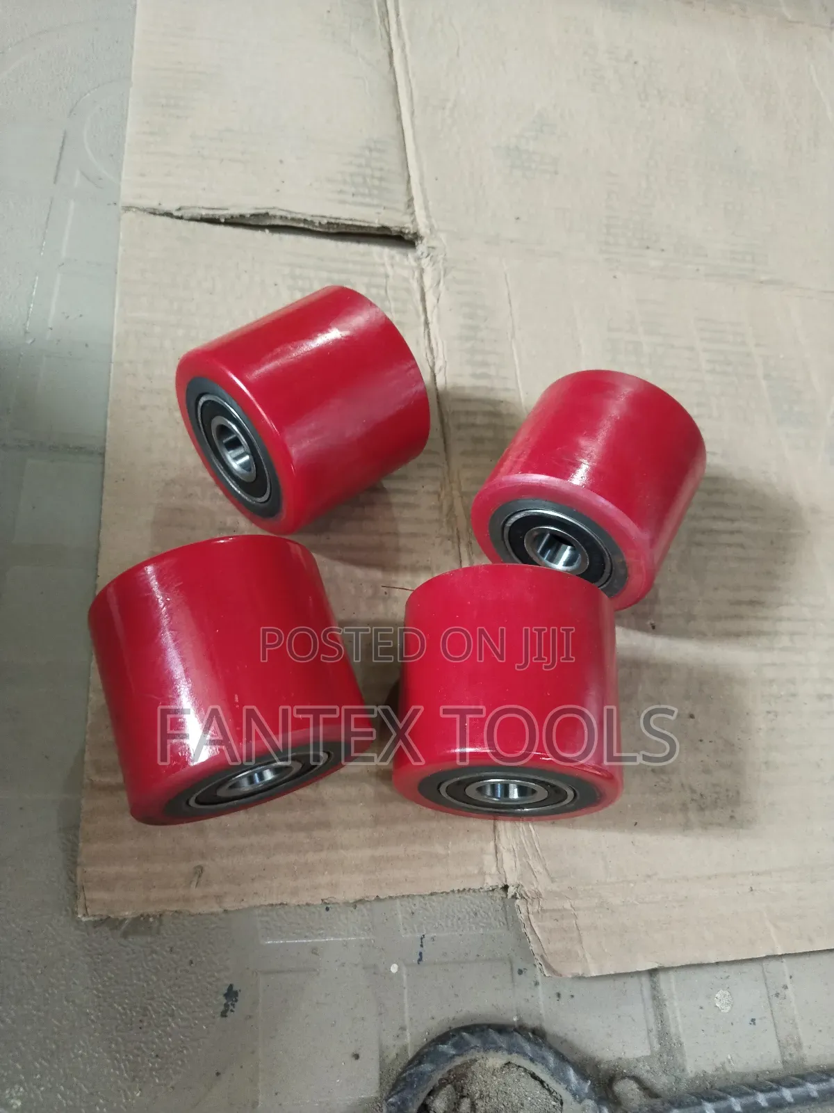 Pallet Truck Tayer 70*80 Mm.