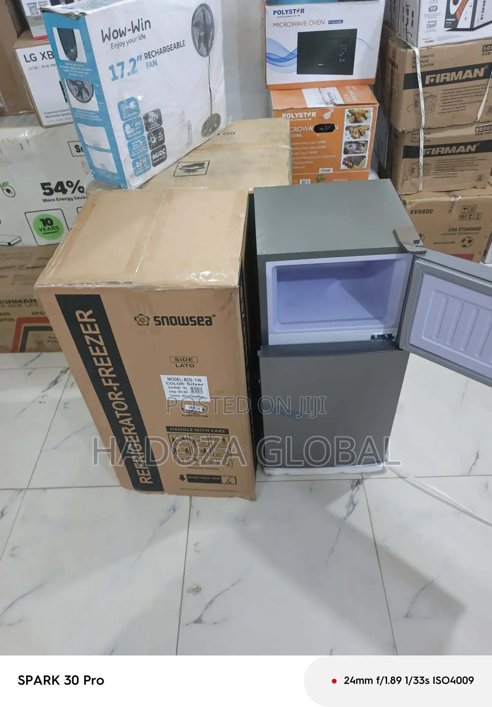 Basic Fridge Model – Snowsea 136l Double Door
