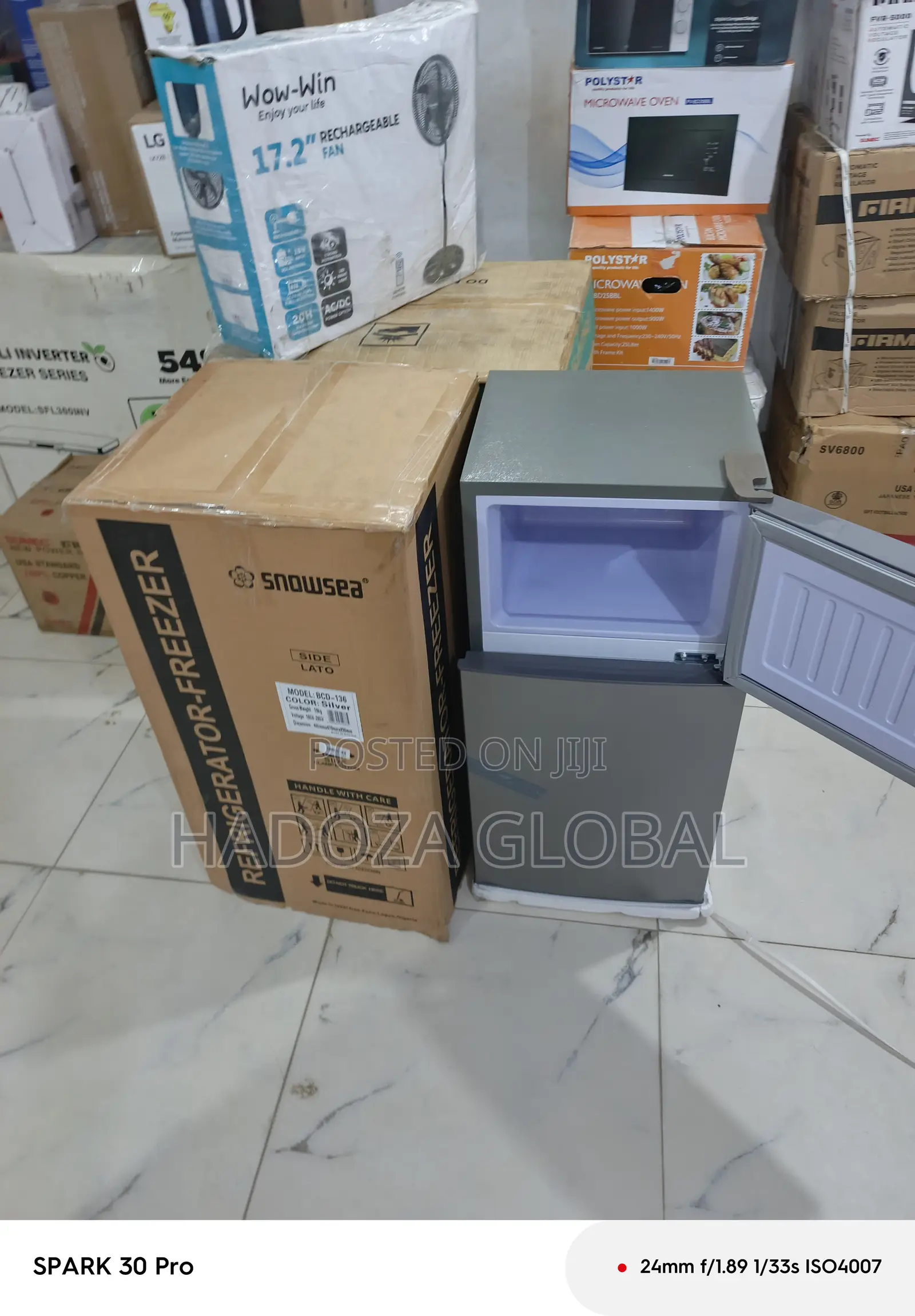 Functional Kitchen Fridge – Snowsea 136 Litres