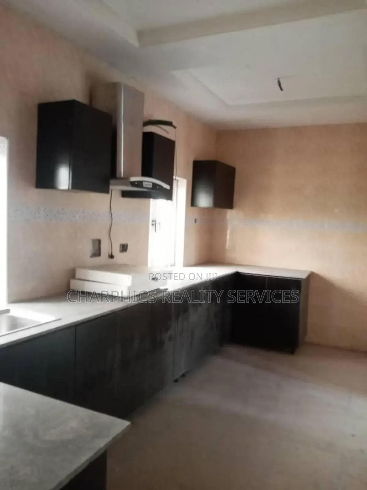 3bdrm Duplex in Surulere for sale