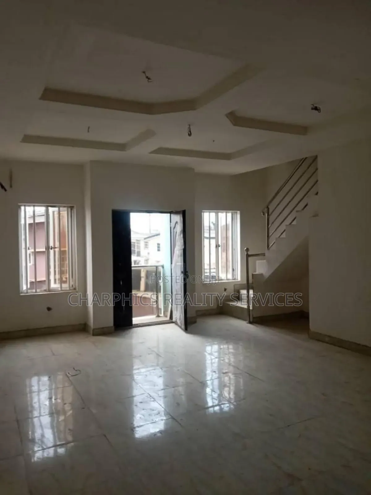 3bdrm Duplex in Surulere for sale