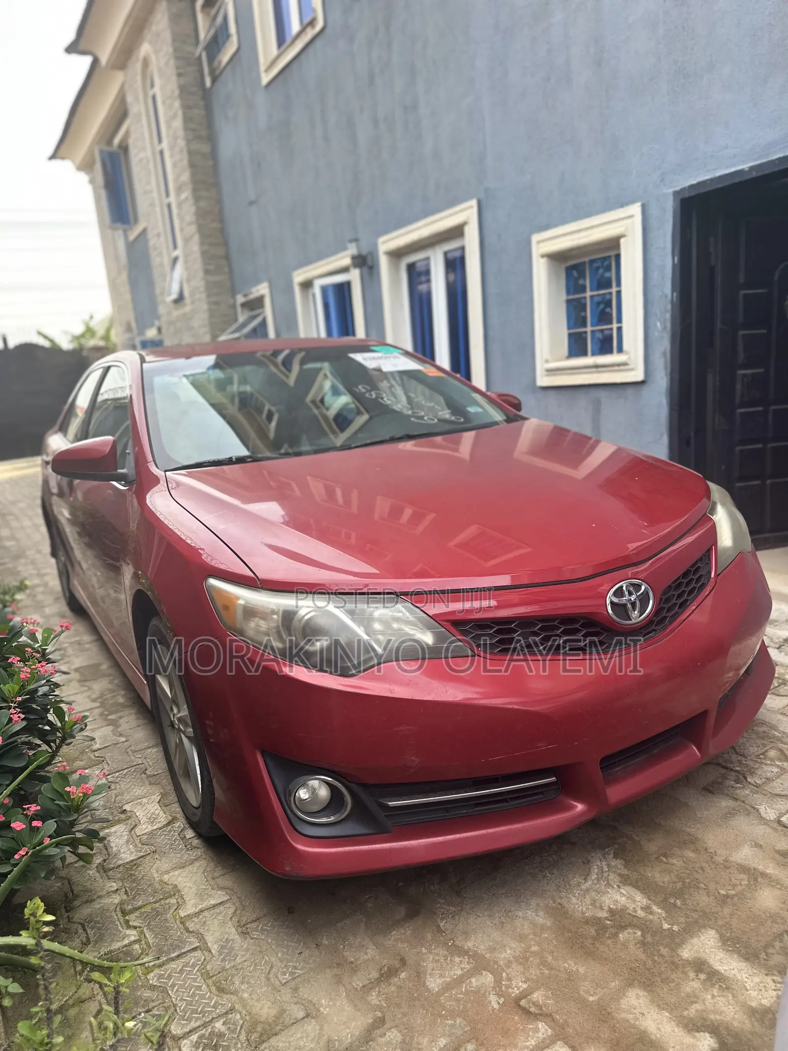 Toyota Camry SE 4dr Sedan (2.5L 4cyl 6A) 2012 Red