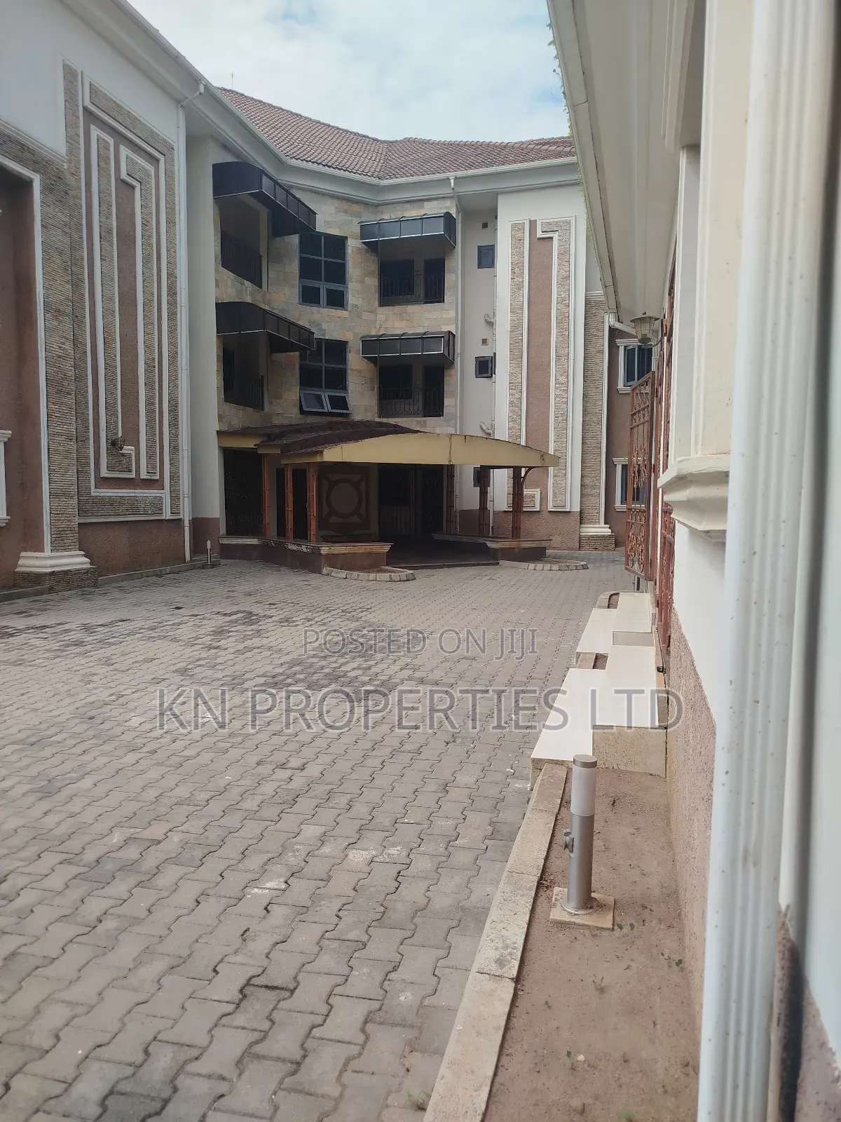 3bdrm Apartment in Corporate Letting, Guzape District for rent