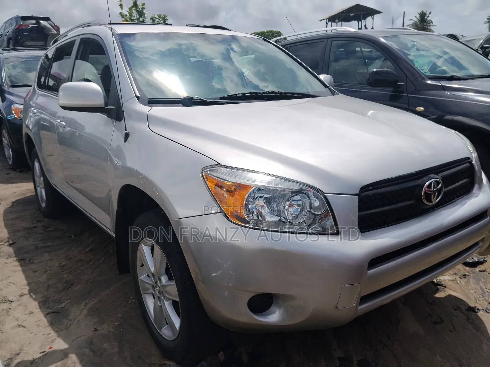 Toyota RAV4 1.8 2007 Silver