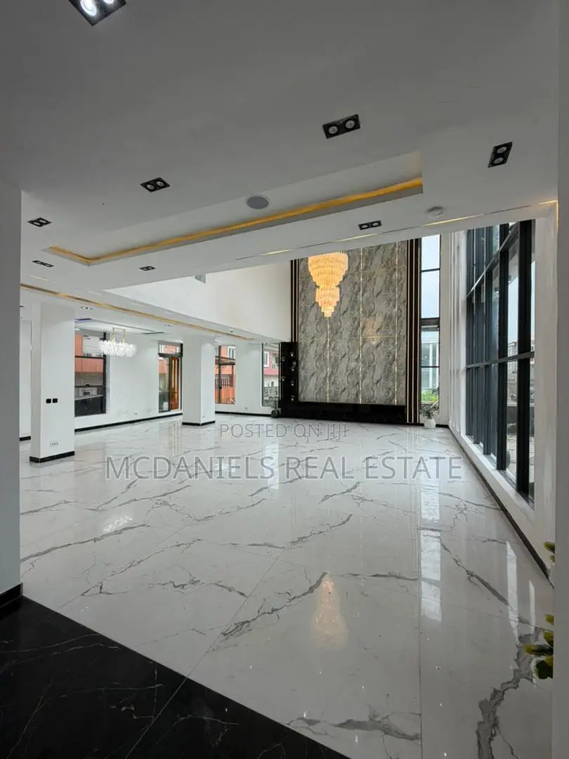 Furnished 5bdrm Duplex in Ikate for sale
