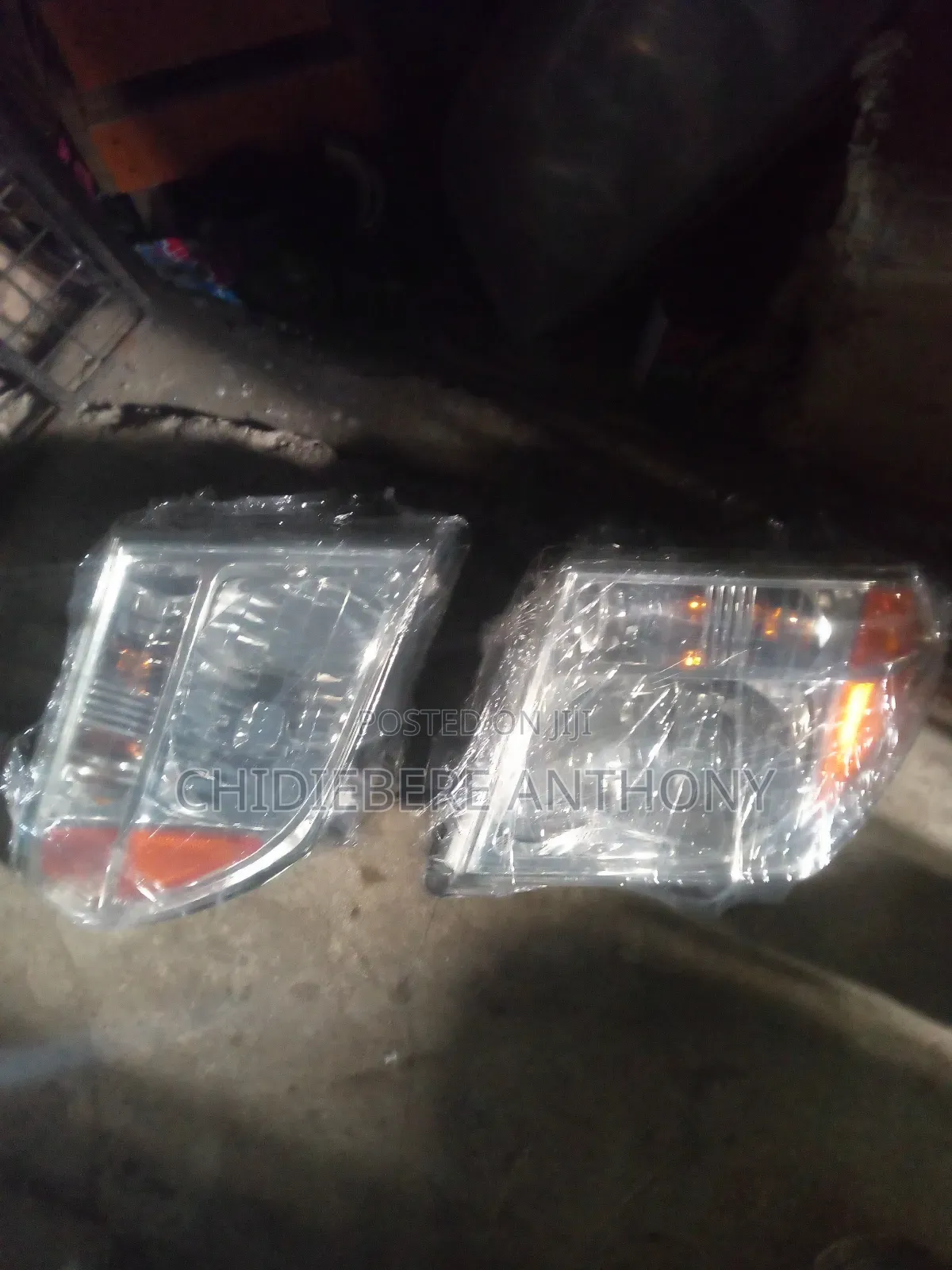 Original Headlight Pathfinder 2005 Model Available