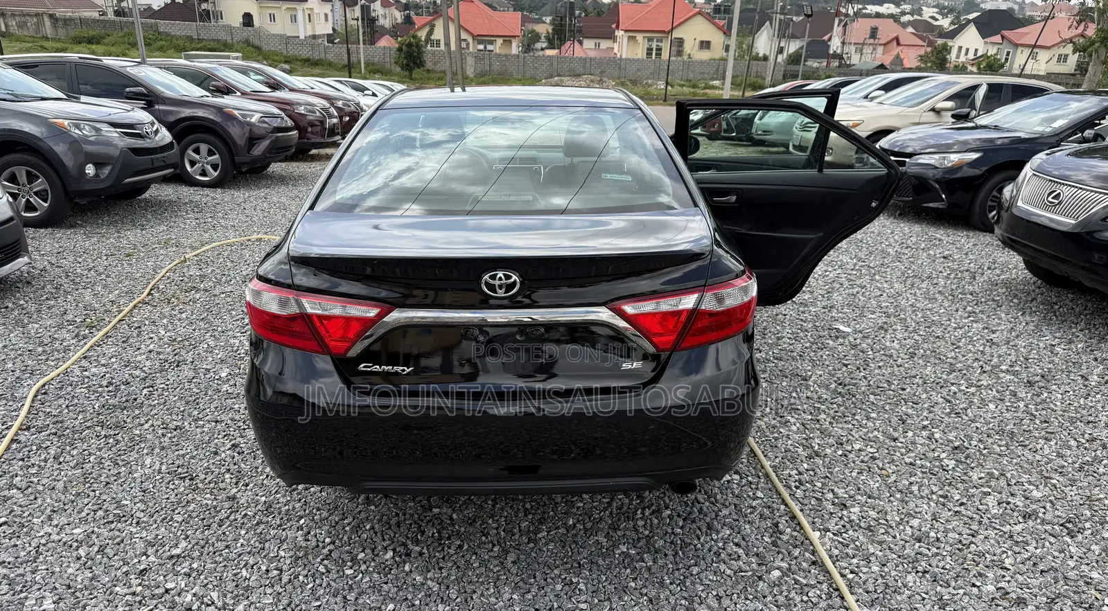 Toyota Camry SE 4dr Sedan (2.5L 4cyl 6A) 2015 Black