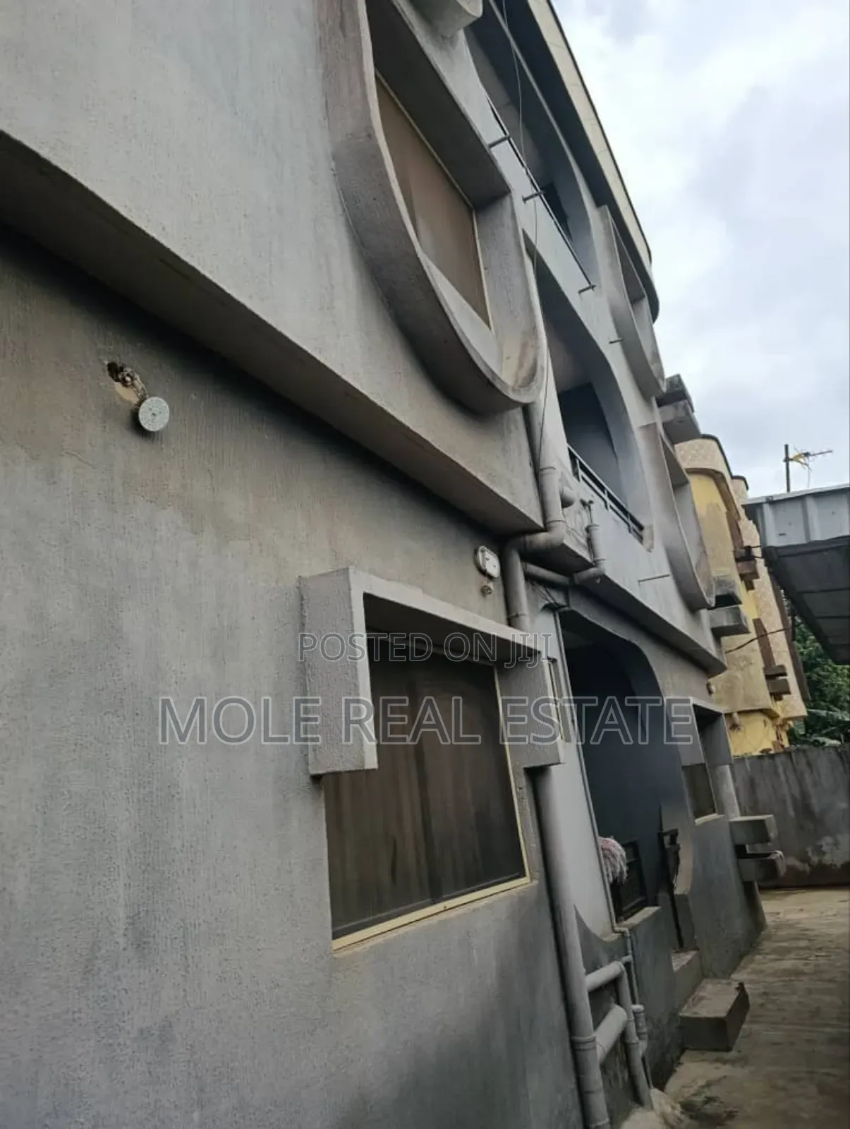 5 Acers Mowe Bustop Facing Lagos Ibadan Expressway