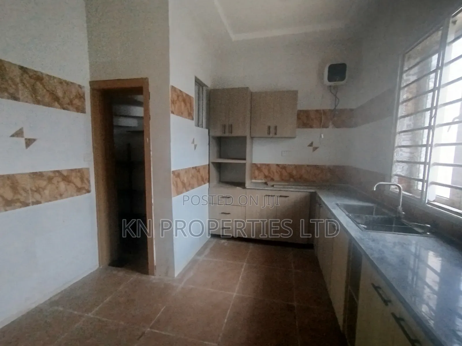 5bdrm Duplex in Gusape Main, Guzape District for rent
