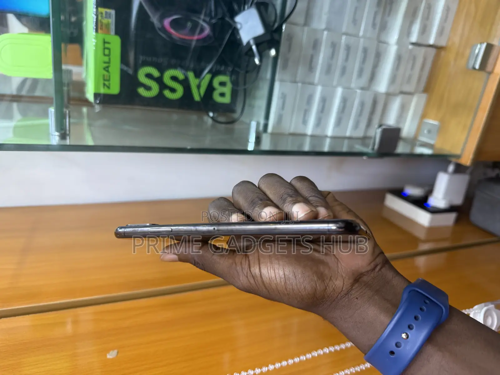 Apple iPhone XS Max 64 GB Black