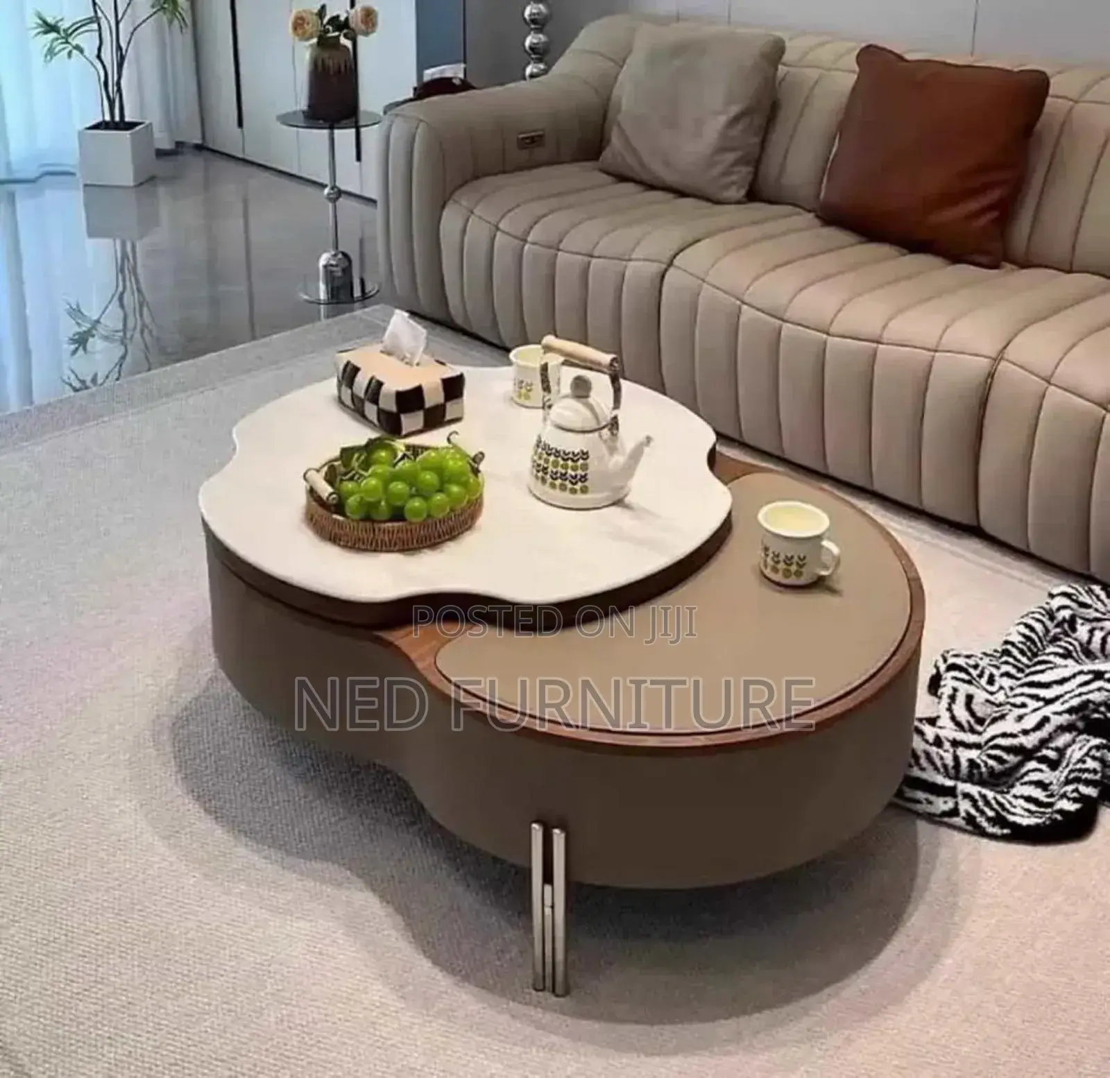 Quality Rotating Center Table