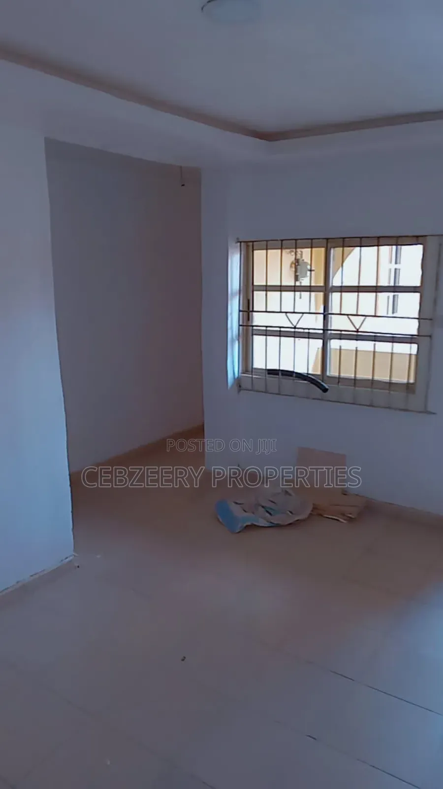 3bdrm Block of Flats in Mubarak Estate, Akute Ajuwon for rent