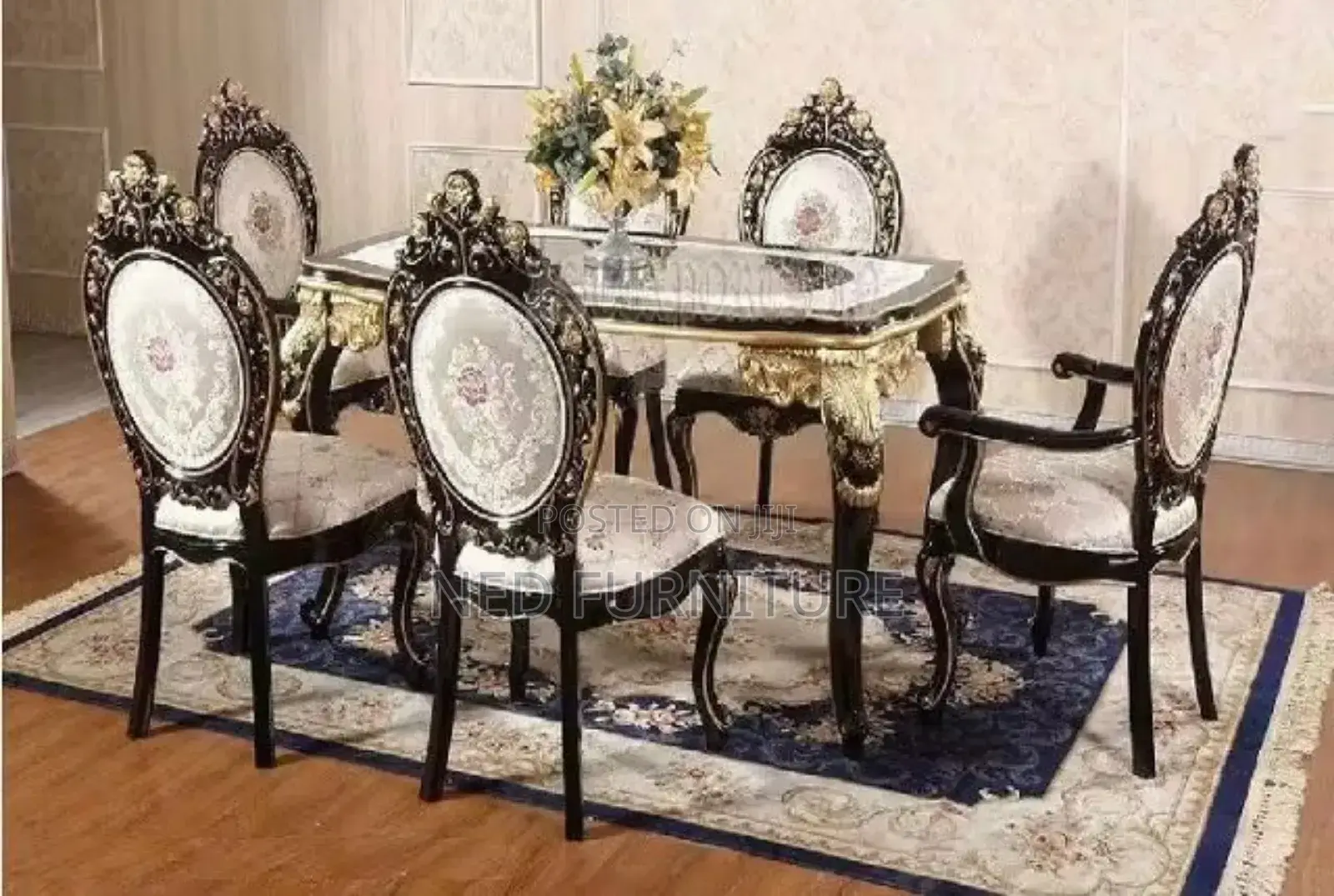 Royale Dining By 6 Seaters Set